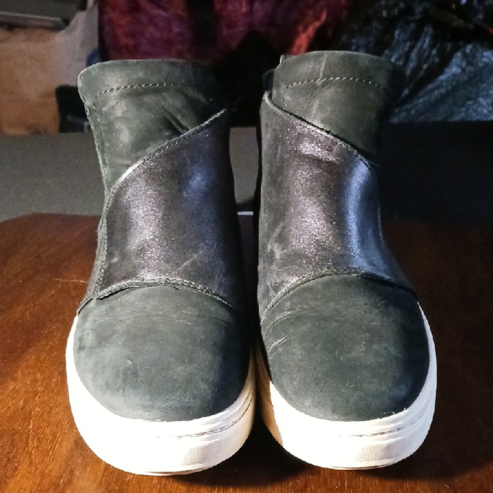 Timberland Slip Ons